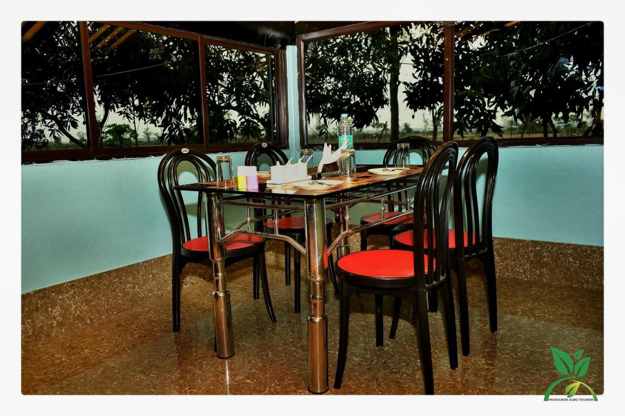 Hotel Modhubon Agro Tourism à Bolpur Extérieur photo