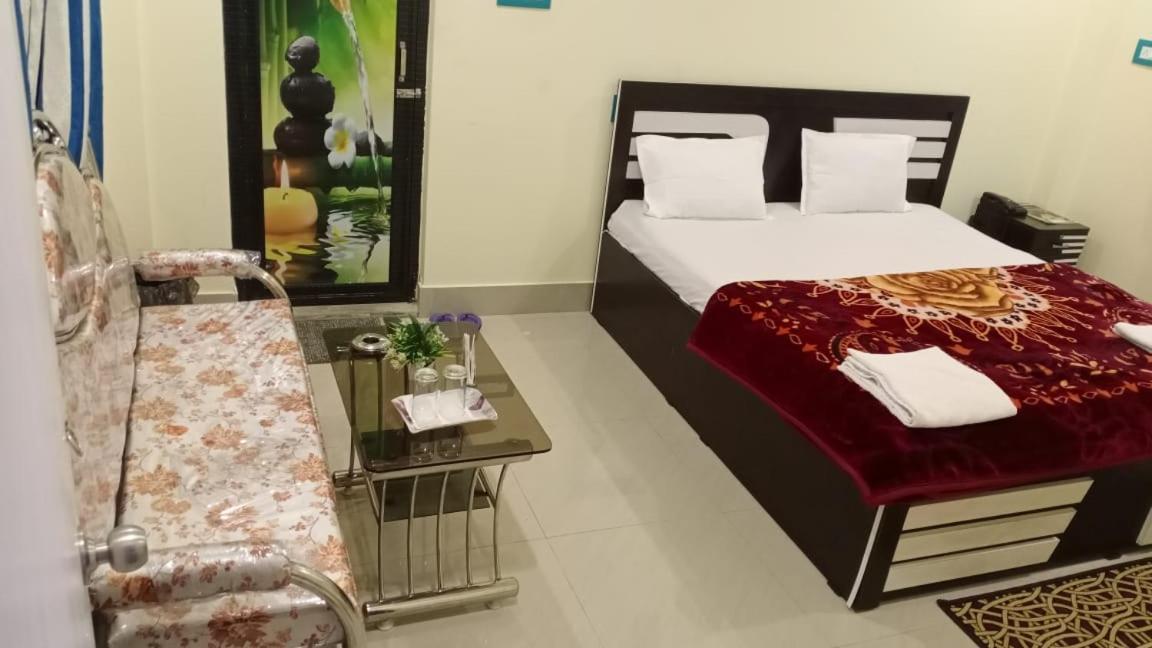 Hotel Modhubon Agro Tourism à Bolpur Extérieur photo