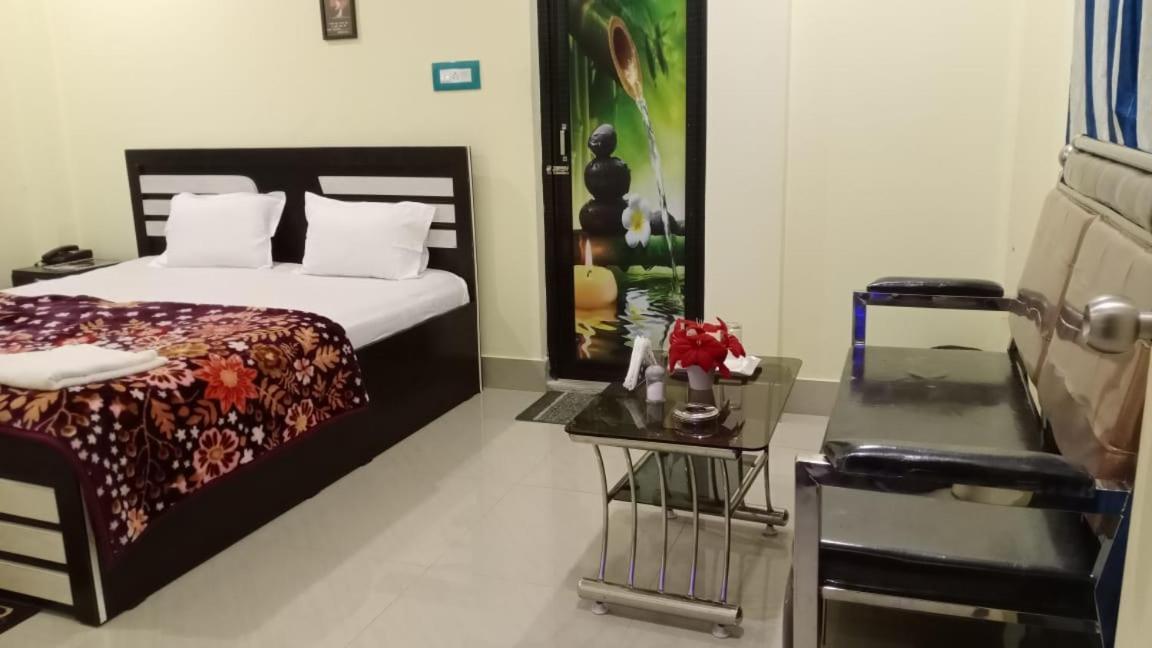 Hotel Modhubon Agro Tourism à Bolpur Extérieur photo