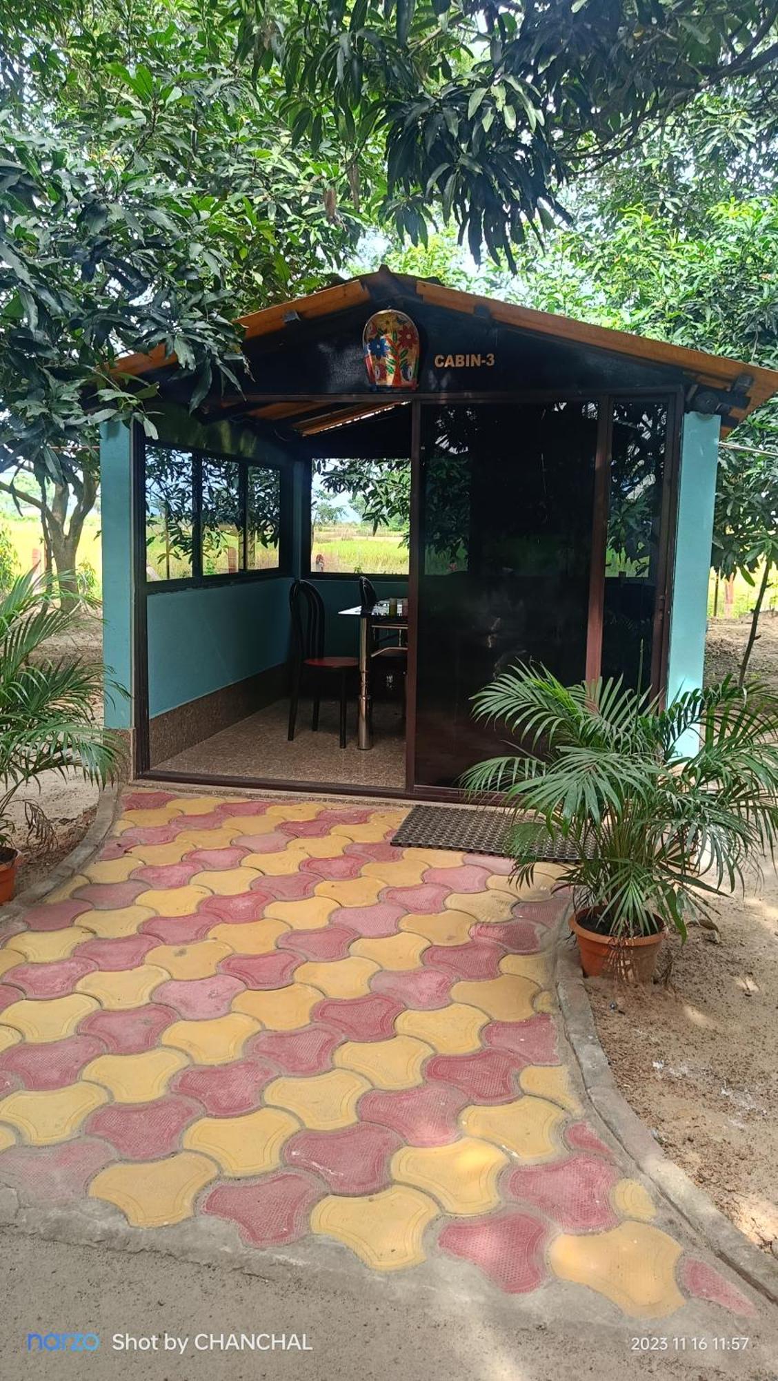 Hotel Modhubon Agro Tourism à Bolpur Extérieur photo