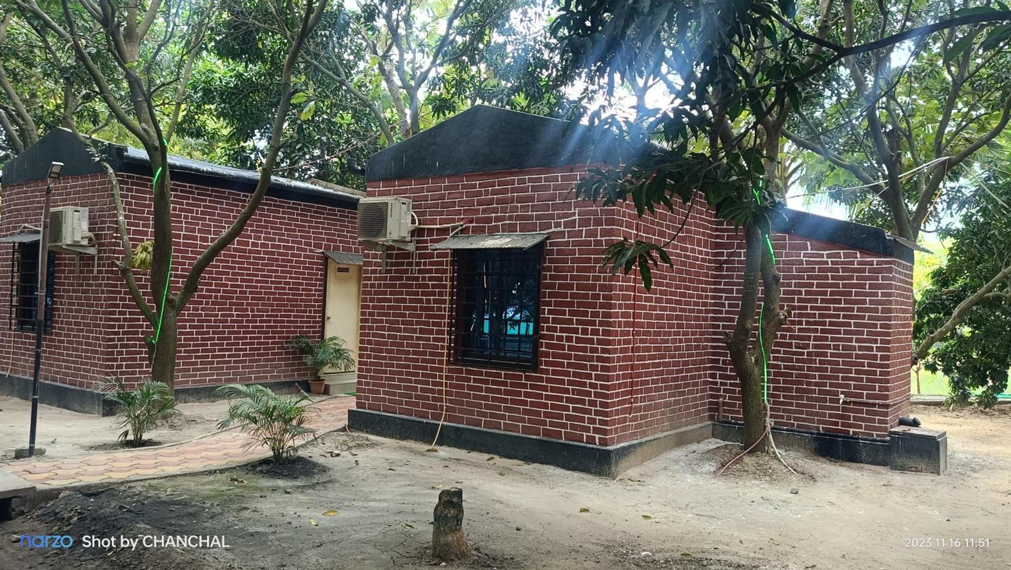 Hotel Modhubon Agro Tourism à Bolpur Extérieur photo
