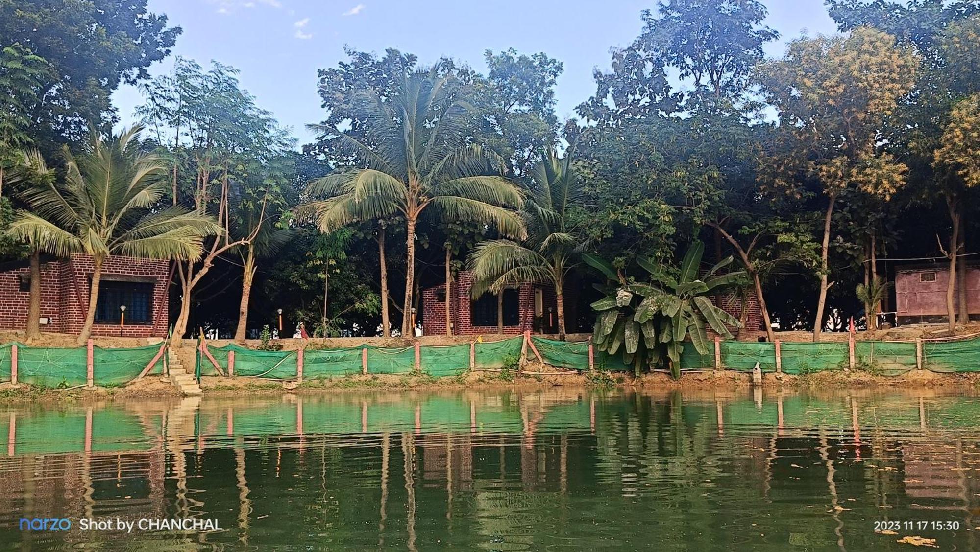 Hotel Modhubon Agro Tourism à Bolpur Extérieur photo